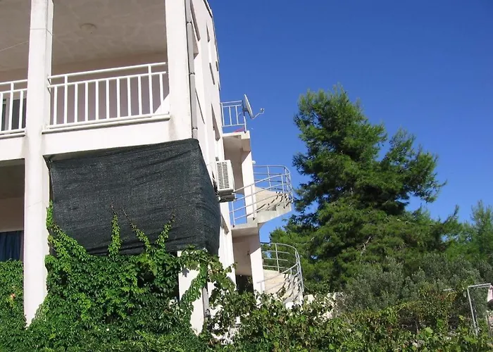 With Parking Space Lumbarda, Korcula - 18037 דירה לומבארדה