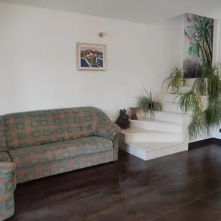 With Parking Space Lumbarda, Korcula - 18037 *